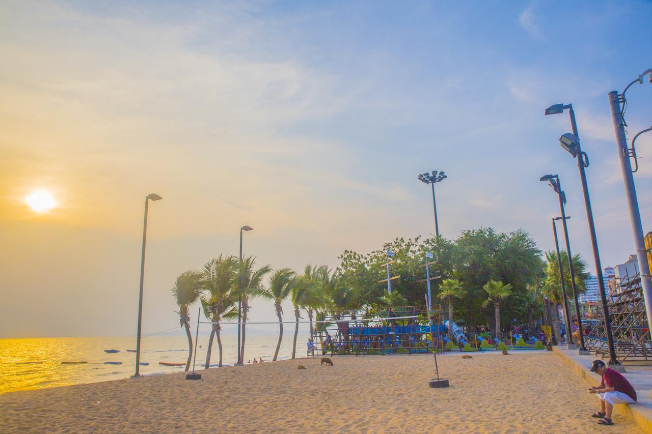 Jn9 Poshtel Hotel Pattaya Exterior photo